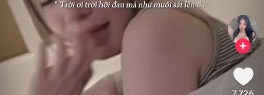 Tú Quách Cover Image