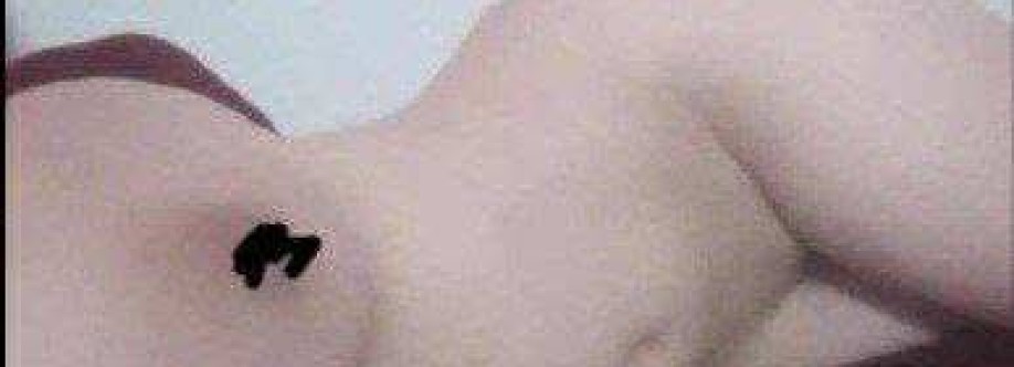 Nguyễn Hoàng Anh Thư Cover Image