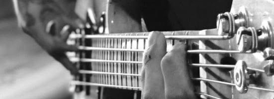 Deng tuti Cover Image